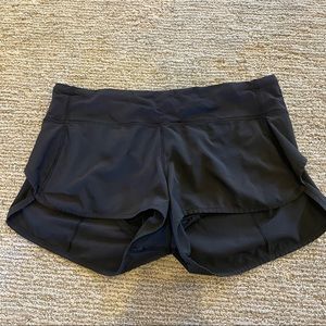 Lululemon low rise run shorts